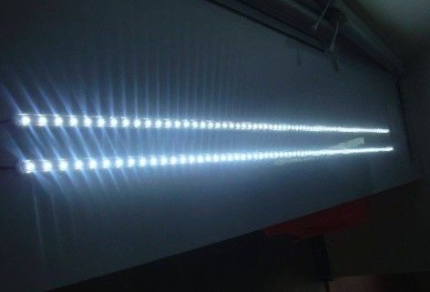 Rollo no impermeable de las luces de tira del LED, tiras flexibles 3528 del RGB SMD LED